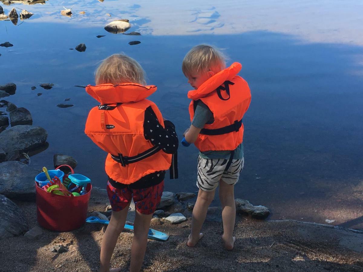 Sommarhemmet Öresjö Villa Trollhättan Exteriör bild